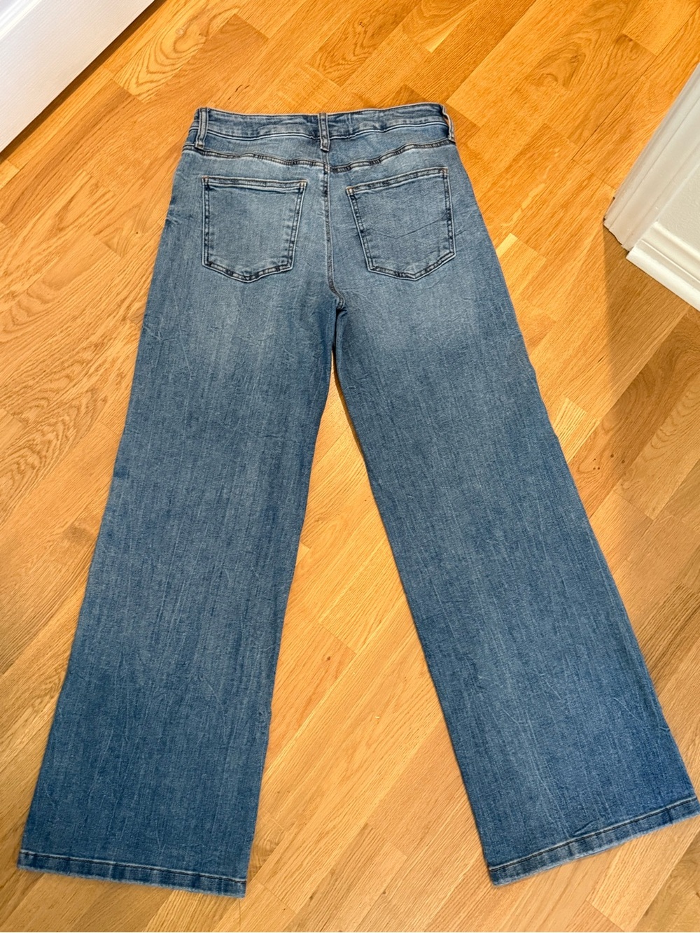 Kut from the Kloth Wide-Leg Jeans in Blue Wash - Picture 7 of 11
